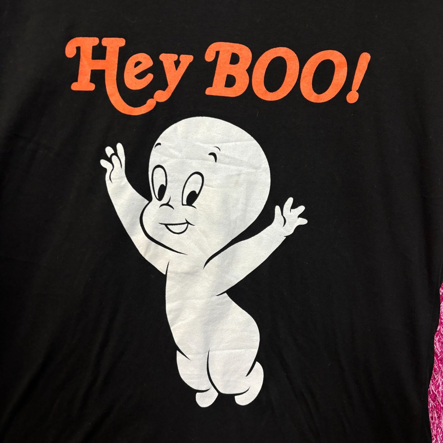 Friendly Ghost Casper Women’s v neck Tshirt size XL