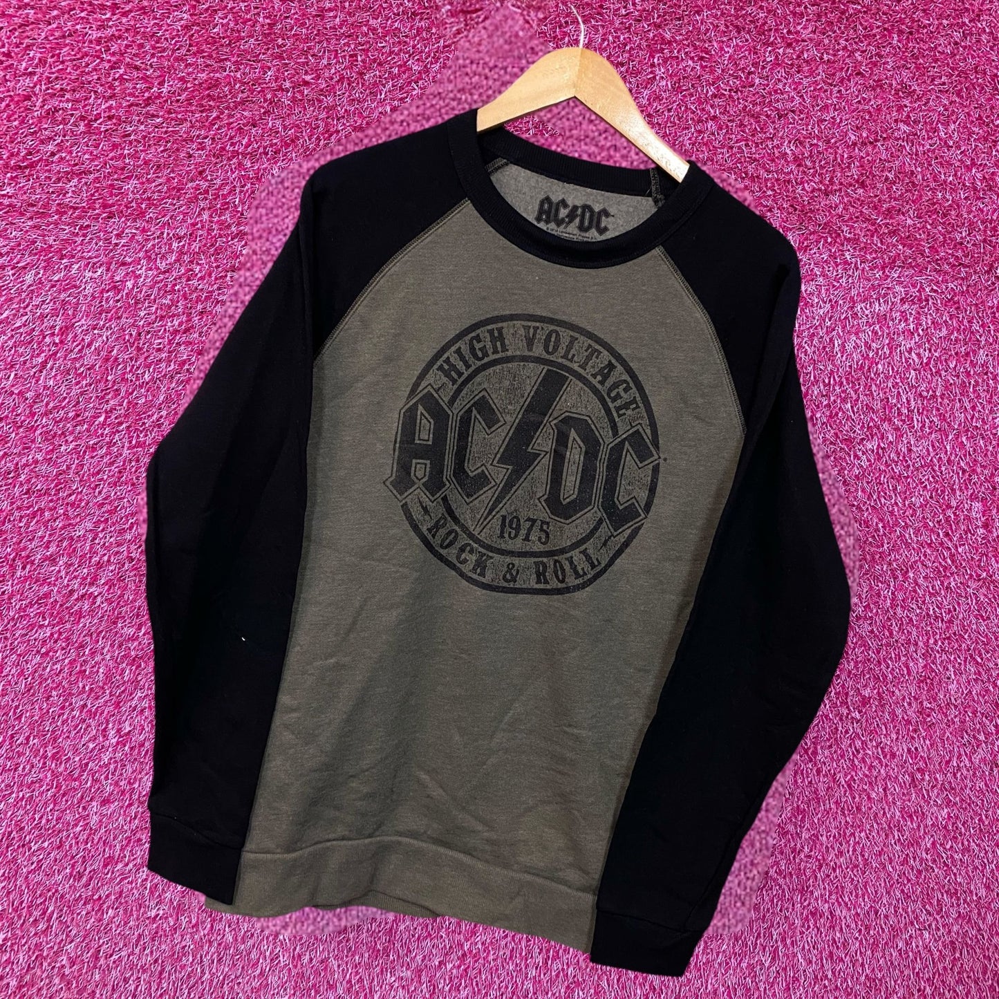 AC/DC High Voltage 1975 Rock & Roll Metal Band Crewneck L