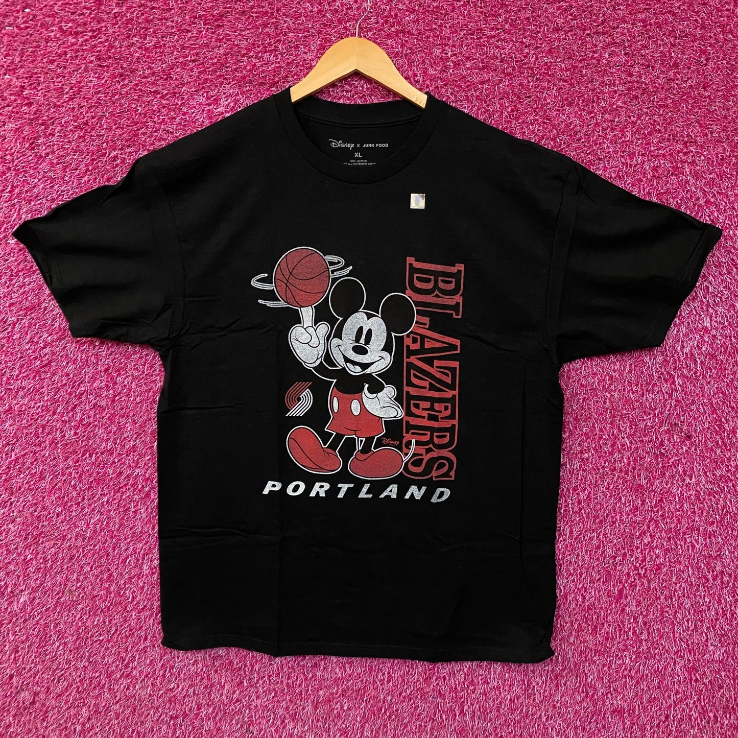 Junk Food Disney x NBA "Vintage Mickey Baller" Portland Trail Blazers T-Shirt XL