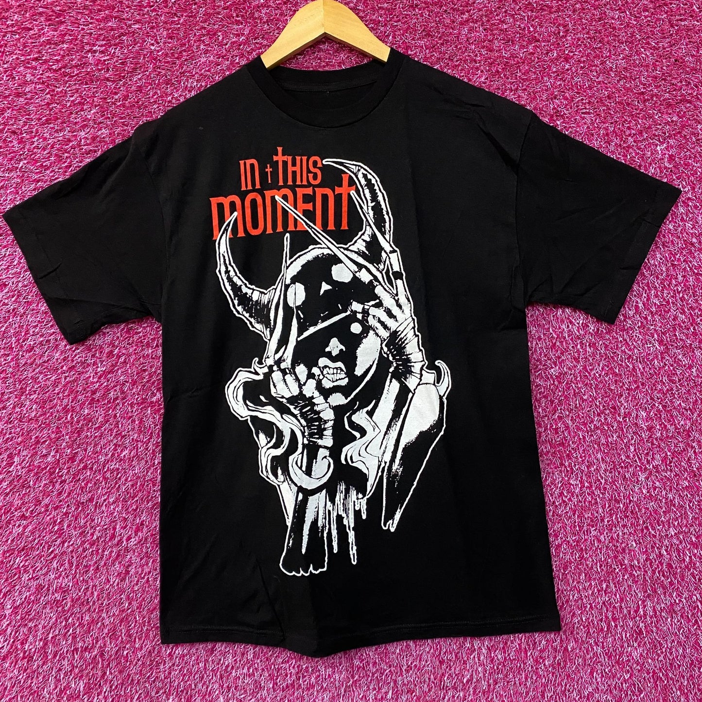 In This Moment Monster Claws T-Shirt Large