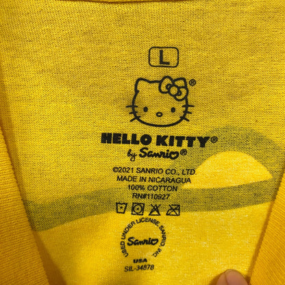 Hello Kitty Big Face Double Sided Tshirt size Large