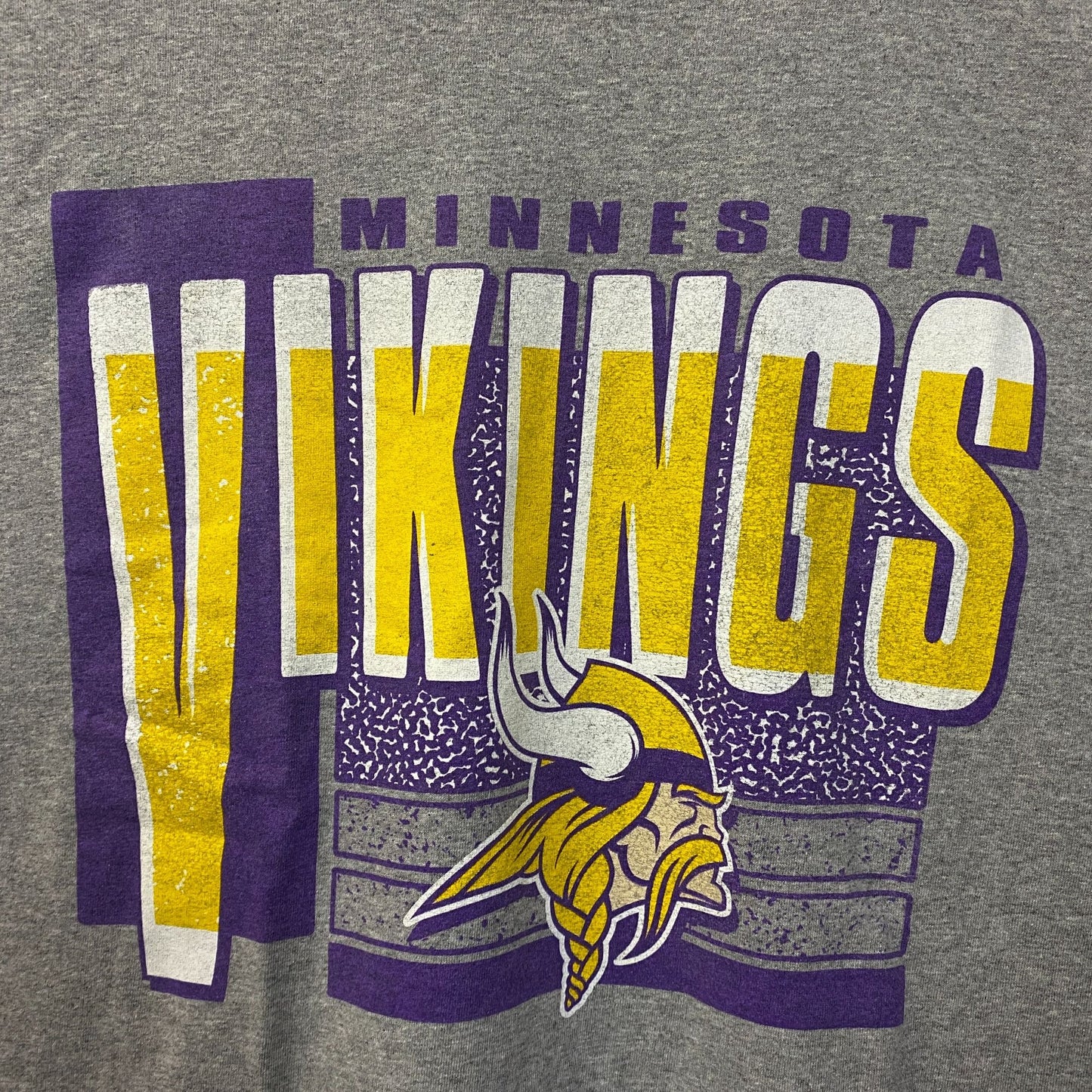 Junk Food NFL Minnesota Vikings Logo Complete T-Shirt 2XL
