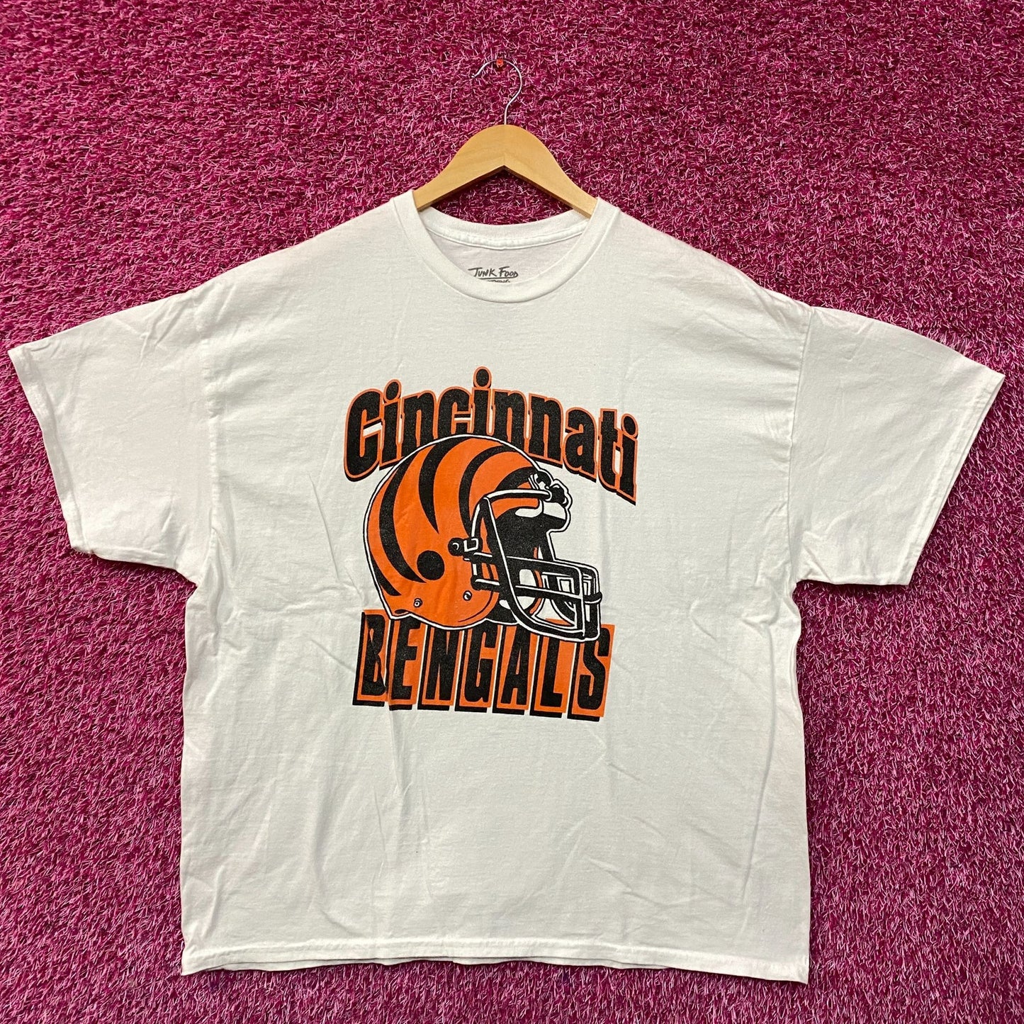 Junk Food Clothing NFL Cincinnati Bengals Helmet Logo T-Shirt XL