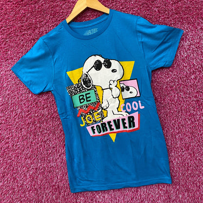 Peanuts Snoopy Be Joe Cool Forever Graphic Design T-Shirt Extra Small