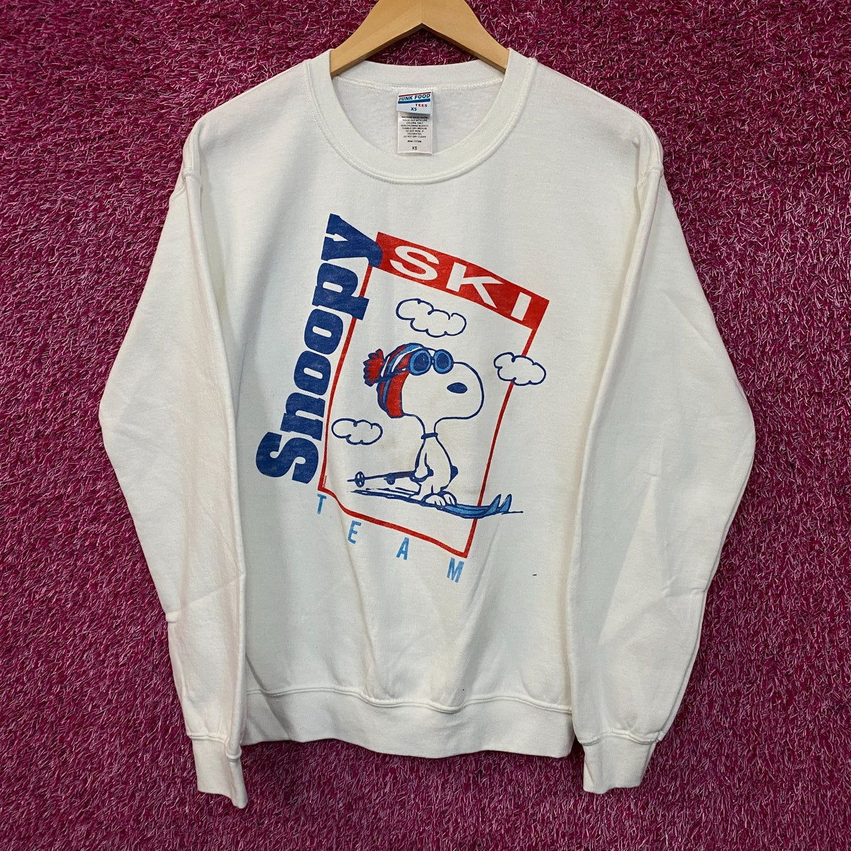 Peanuts "Snoopy Ski Team" Retro Style Crewneck Sweatshirt XS