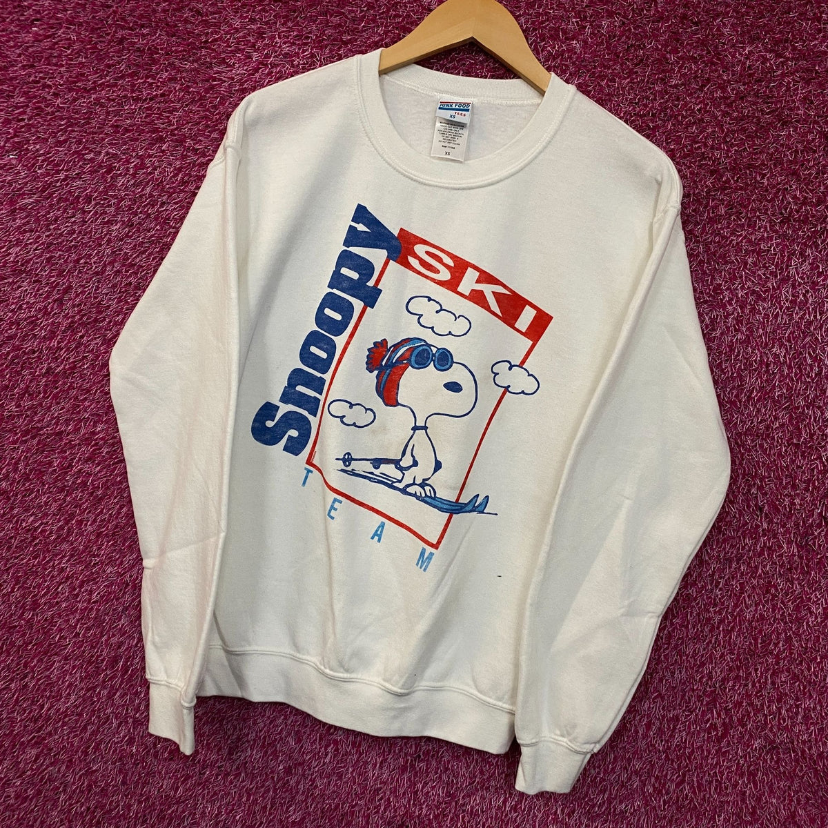 Peanuts "Snoopy Ski Team" Retro Style Crewneck Sweatshirt XS