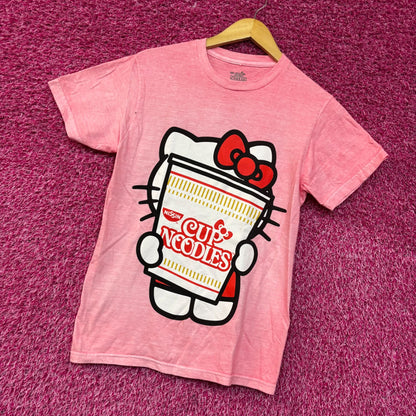 Sanrio Hello Kitty x Nissin Cup Noodles Pink T-Shirt Extra Small