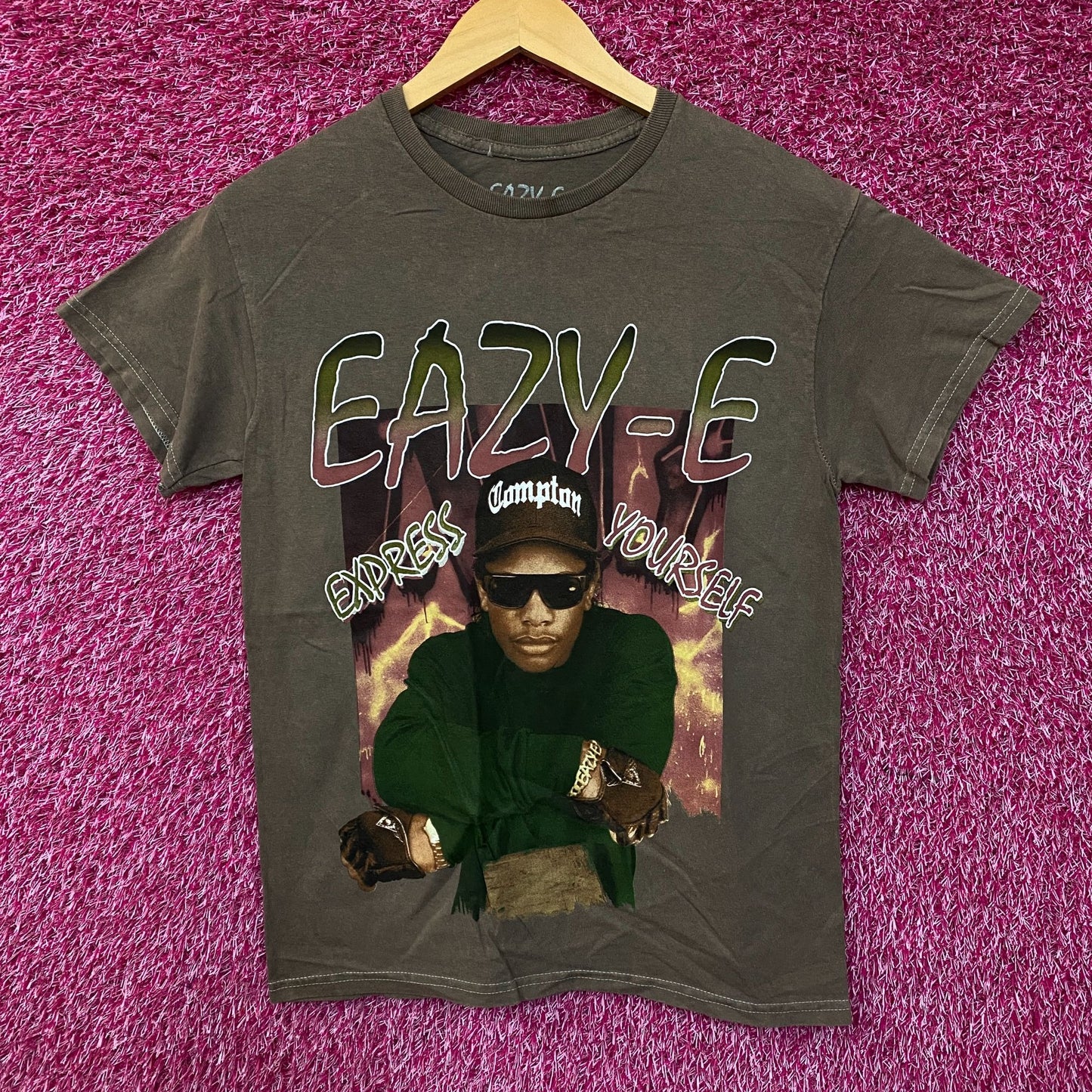 Eazy-E Express Yourself Straight Outta Compton Graphic T-Shirt Small