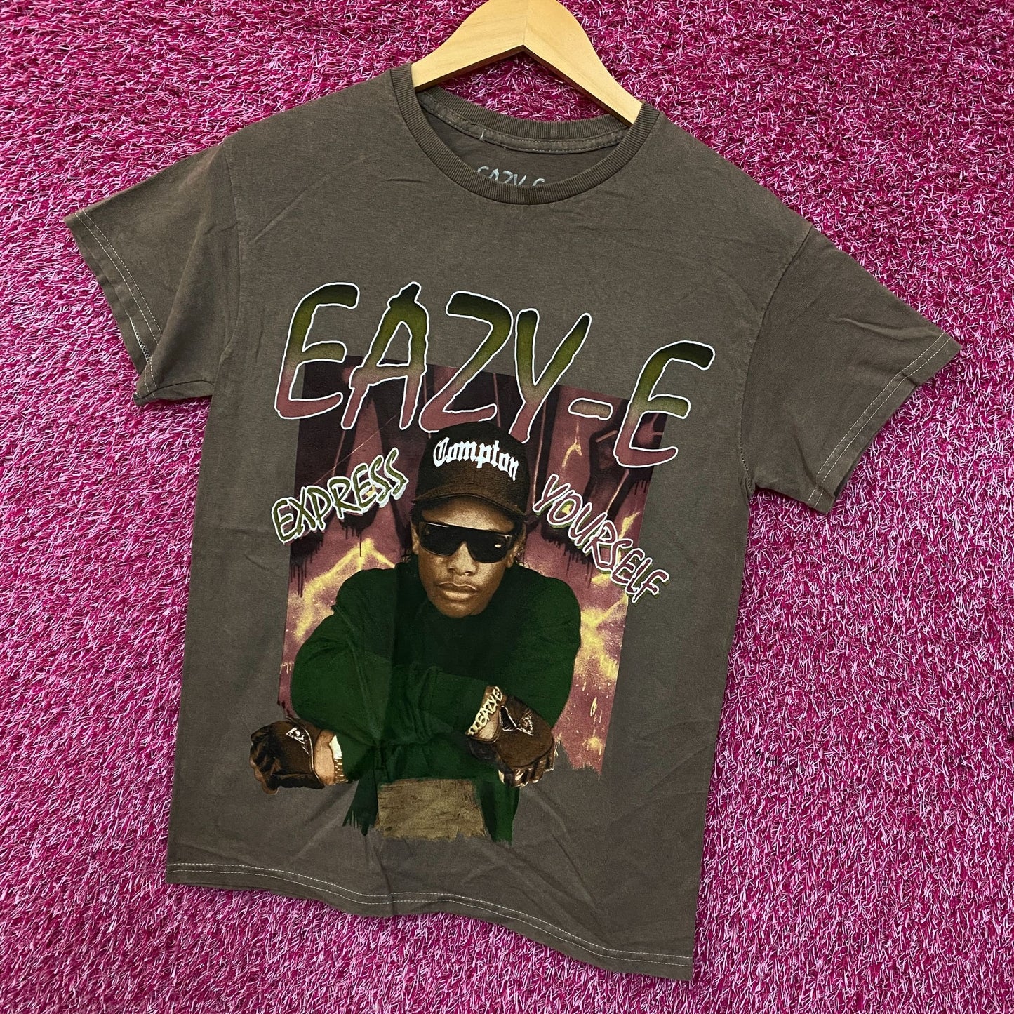Eazy-E Express Yourself Straight Outta Compton Graphic T-Shirt Small