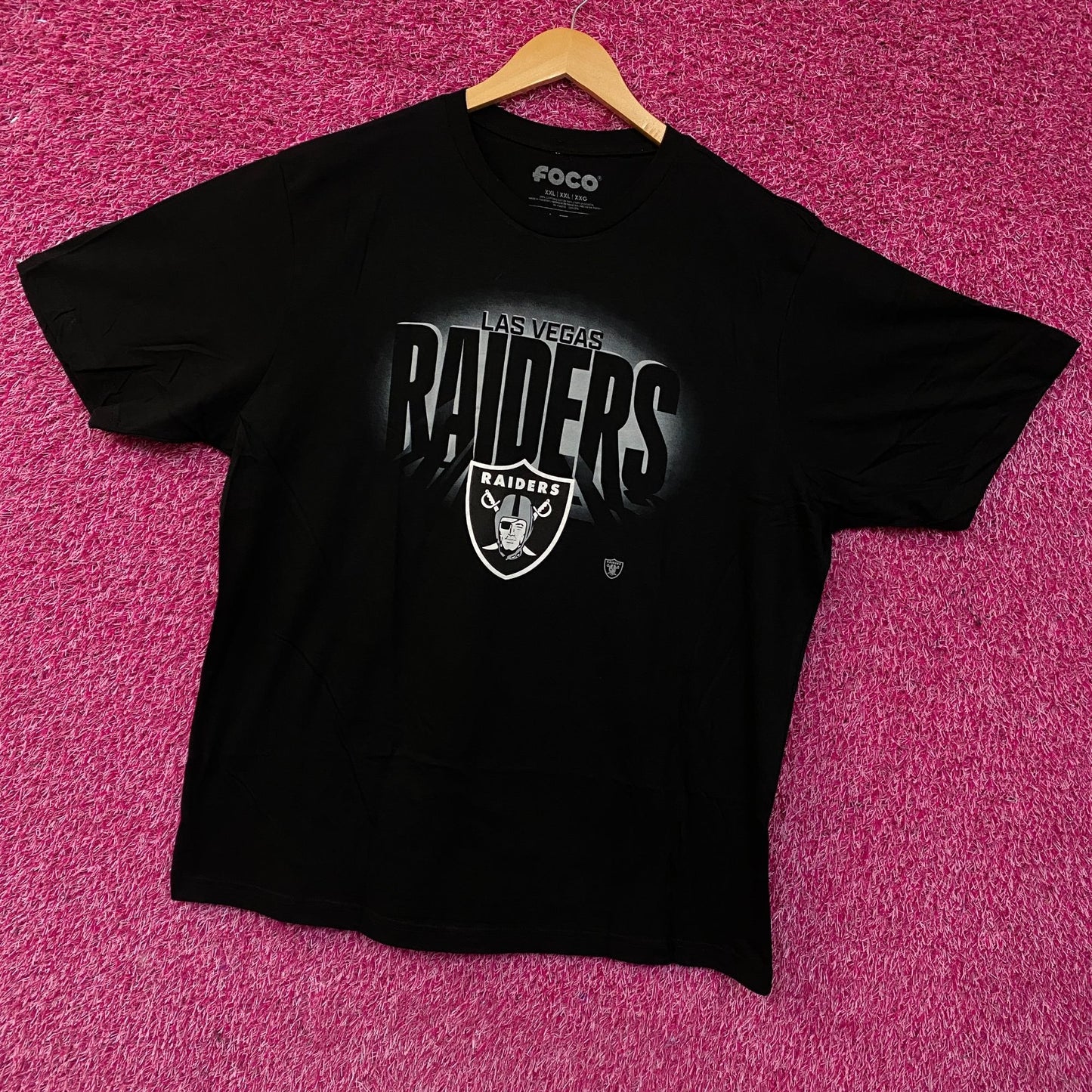 FOCO NFL Las Vegas Raiders Logo Graphic T-Shirt 2XL